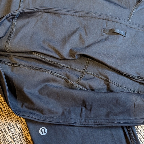 Lululemon NEW Fast and Free 7/8 Tight 25" with Pockets Black Sz 18 - Picture 9 of 10